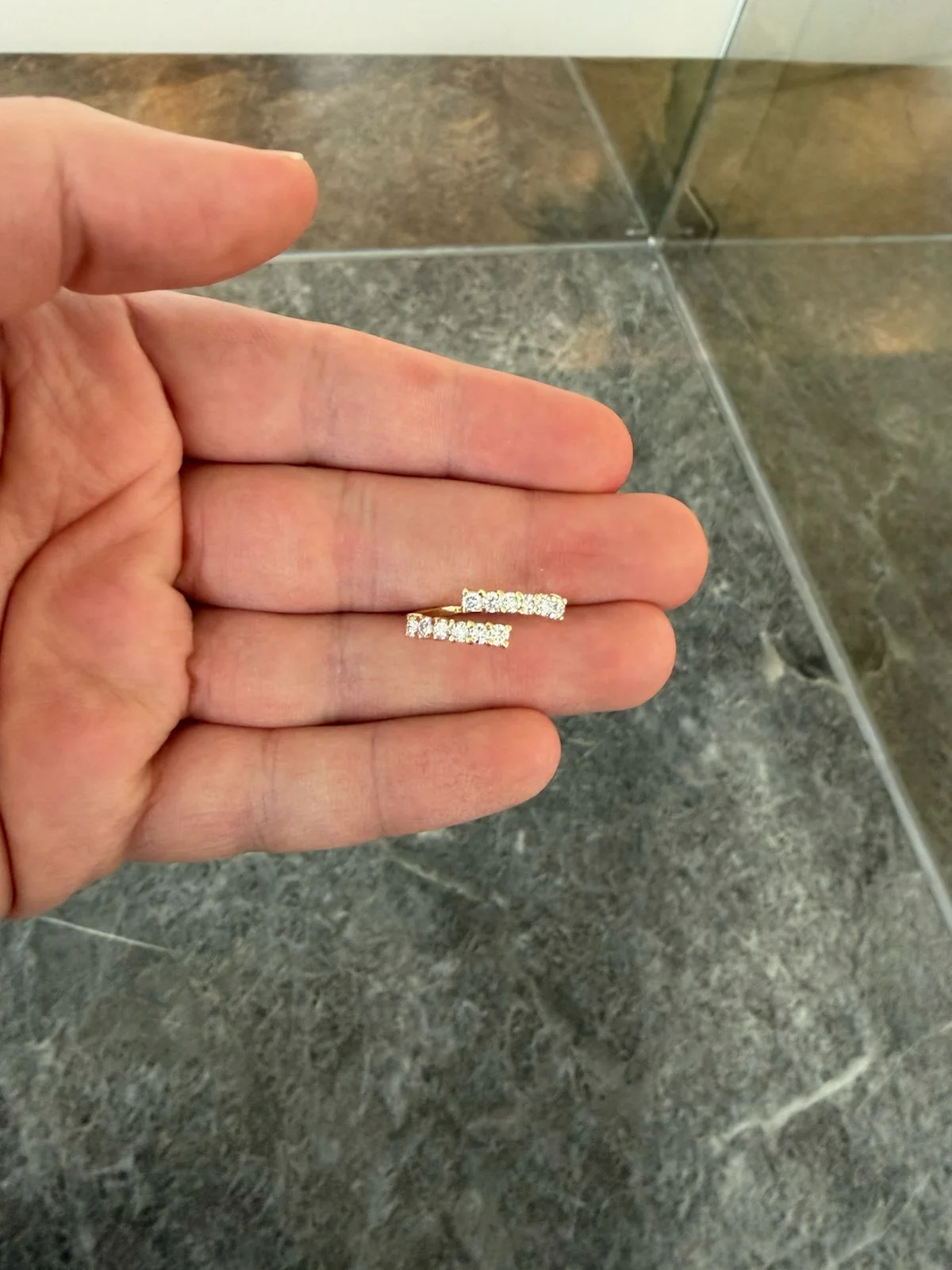 Anillo de Diamante en Oro Amarillo de 14K