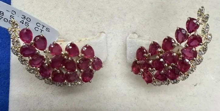 Aretes de Diamante & Rubí